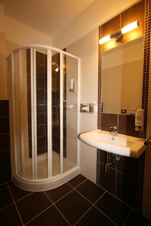 Hotel River ニトラ 部屋 写真