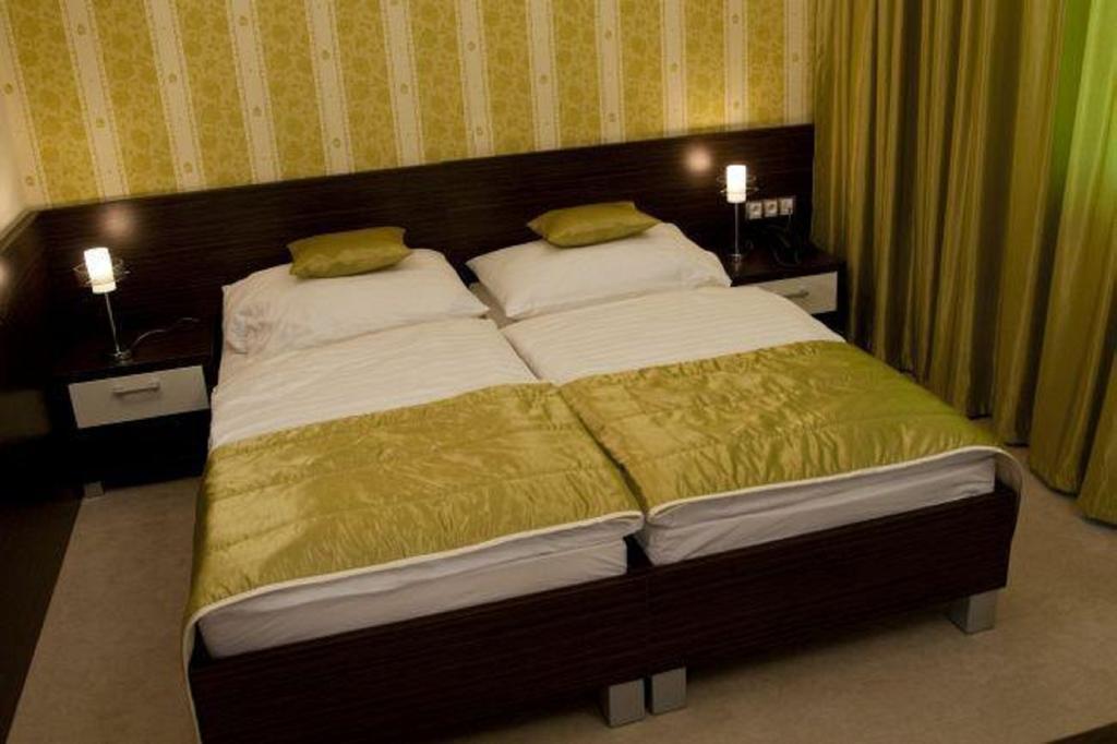 Hotel River ニトラ 部屋 写真